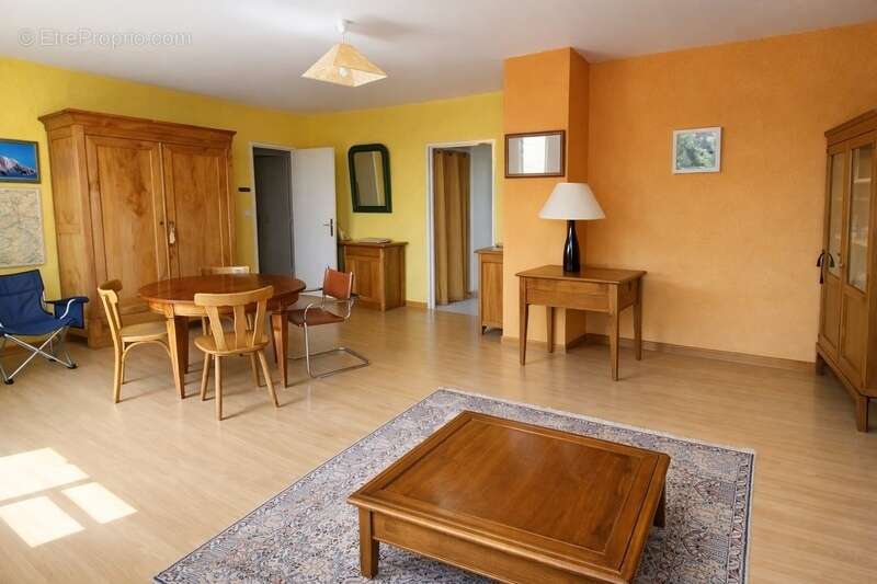 Appartement à ERMONT