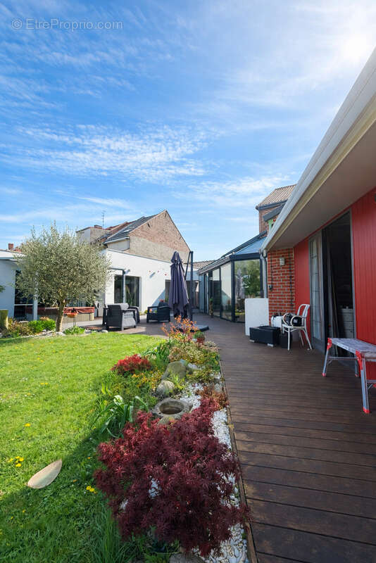 Maison à ELEU-DIT-LEAUWETTE