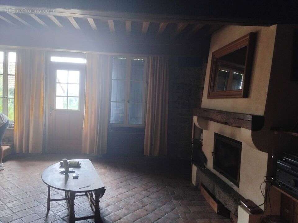 Maison 269 m² à Lormes  - photo 7