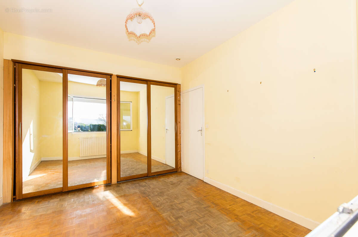 Maison à SAINT-SYLVESTRE-SUR-LOT
