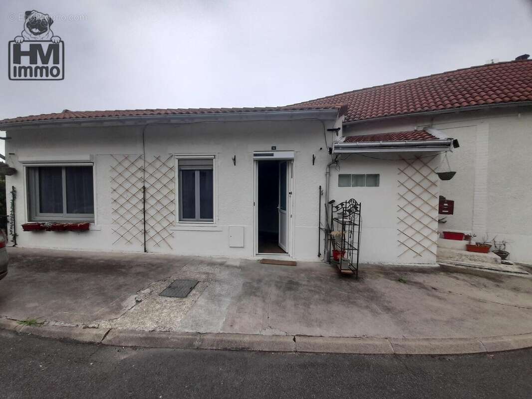Maison 94 m² à Saint-Priest-Taurion  - photo 2