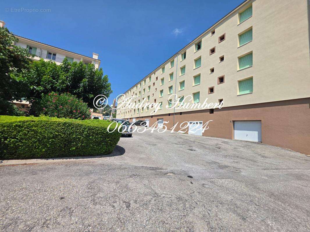 EXCLUSIVITE, MANOSQUE, BEL APPARTEMENT avec balcon, loggia et vue dégagée,  3/4 pièces de 67 m2 quartier et vue Mont d'Or - photo 16