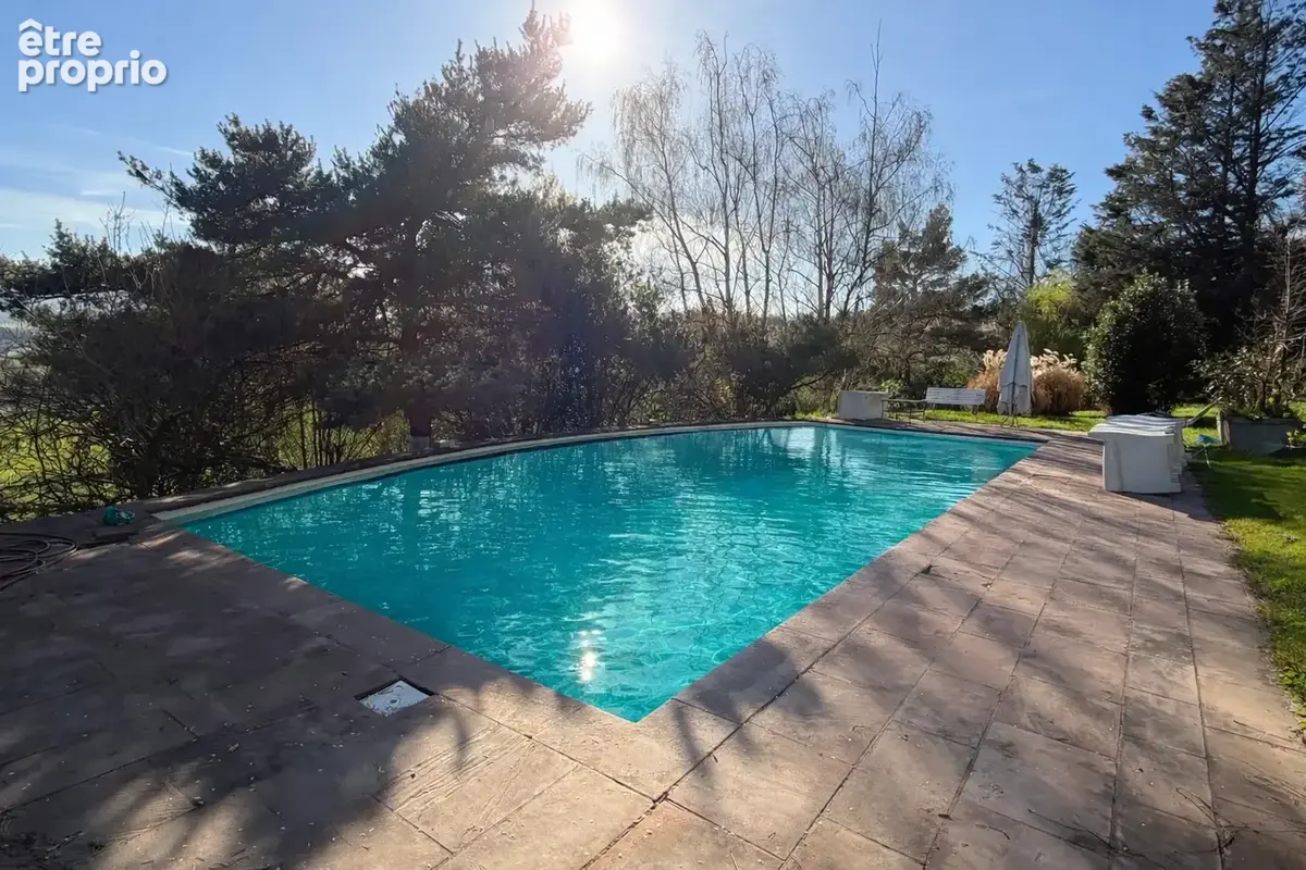 Propriété de caractère - Maison bourgeoise de 1858 avec parc, piscine et ancienne maison de g - photo 6