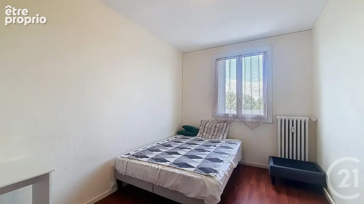 Appartement 4 pièces 64 m² à vendre à Tours (37000) - photo 4