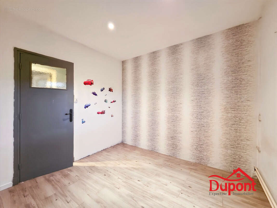 Maison à NEUVILLE-SAINT-REMY