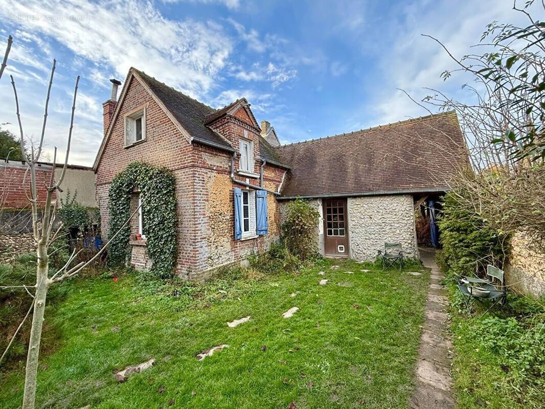 Maison à CHAUMONT-EN-VEXIN