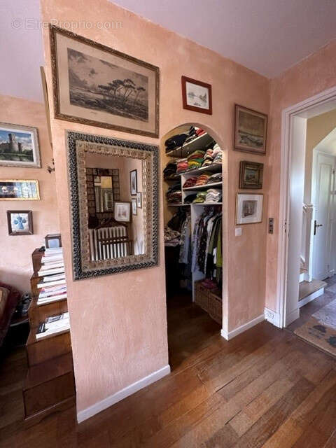 Maison à BURES-SUR-YVETTE