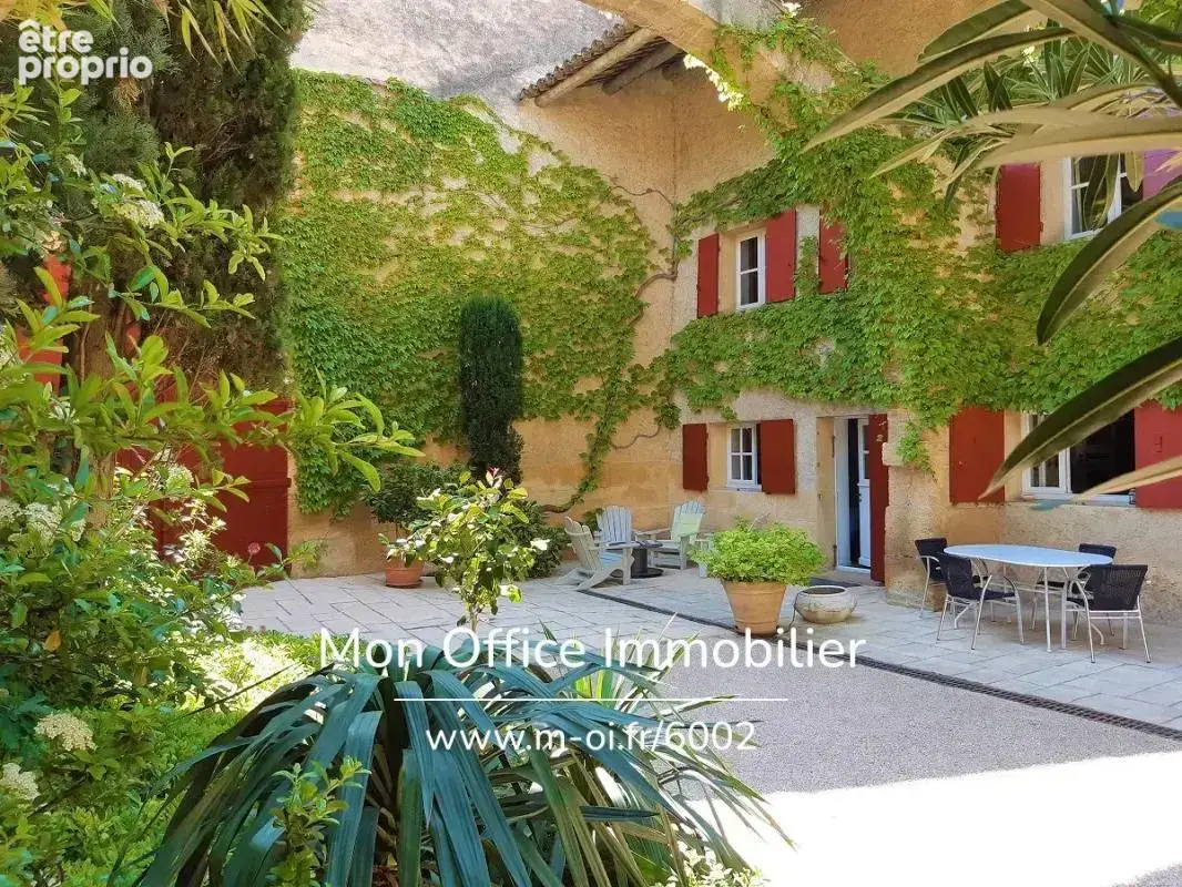 Référence : 6002-VCL - Maison de Maître du XVII - Cours intérieure et piscine - 20 minutes d'Aix en Provence - photo 8