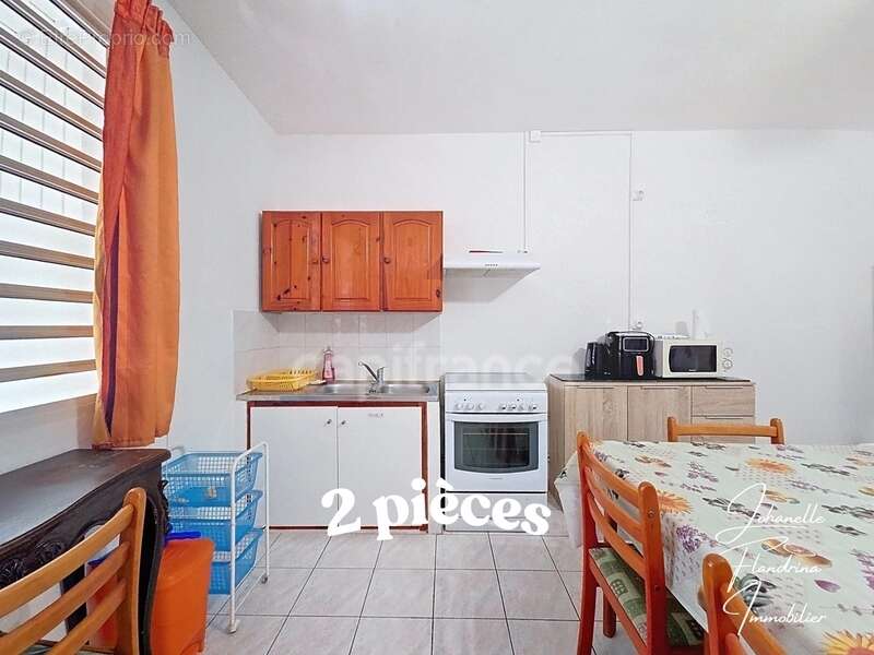 Propriété rare avec maison + 3 logements indépendants – 1850 m² constructible – Basse-Terre centre - photo 19