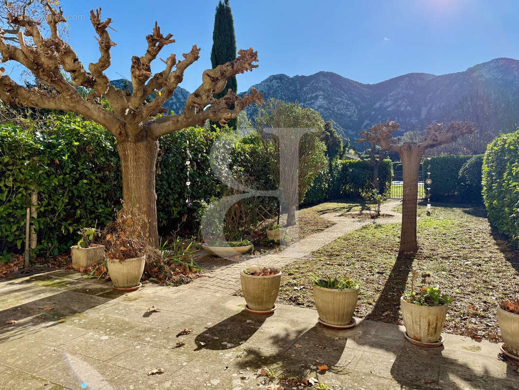 Maison à SAINT-REMY-DE-PROVENCE