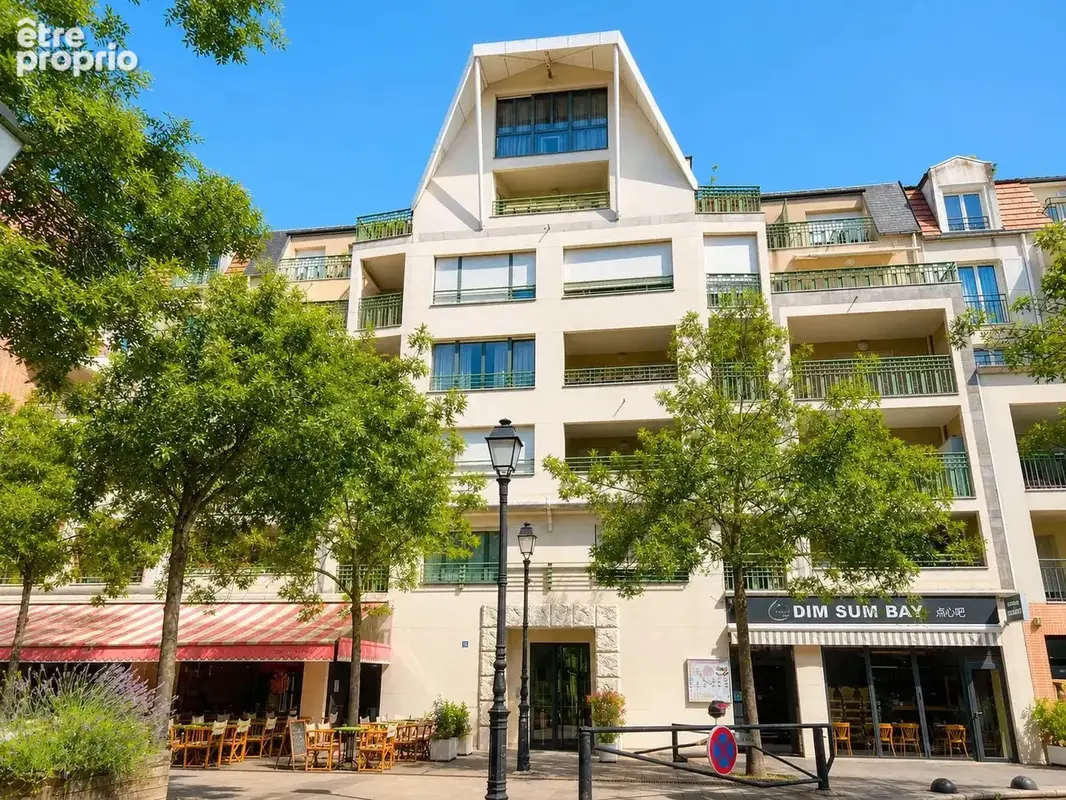 Appartement à SAINT-MAUR-DES-FOSSES