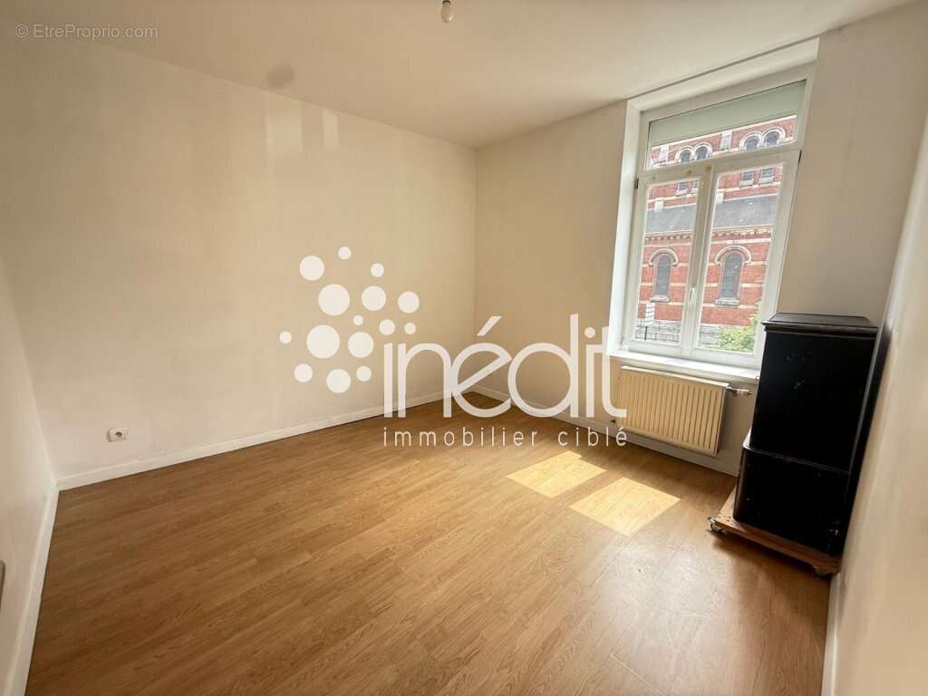 Très jolie maison familiale idéalement située à LAMBERSART ! - photo 10