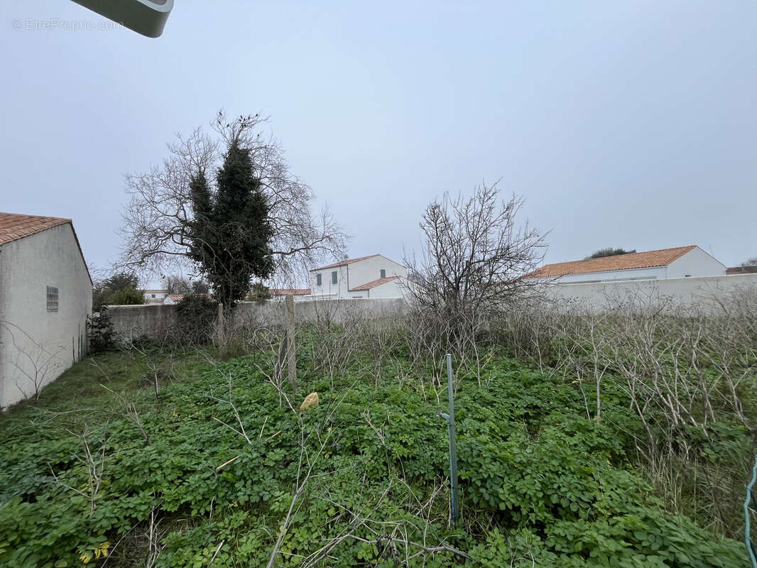 Terrain à LE CHATEAU-D'OLERON