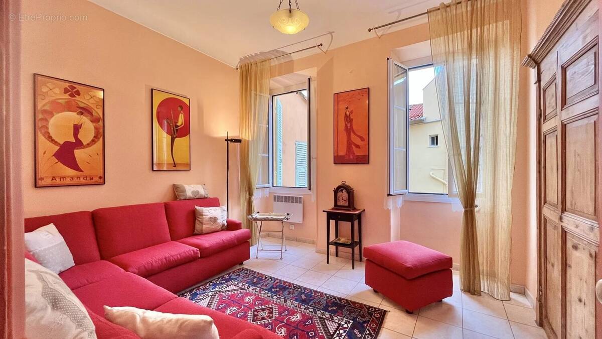 Appartement à MENTON
