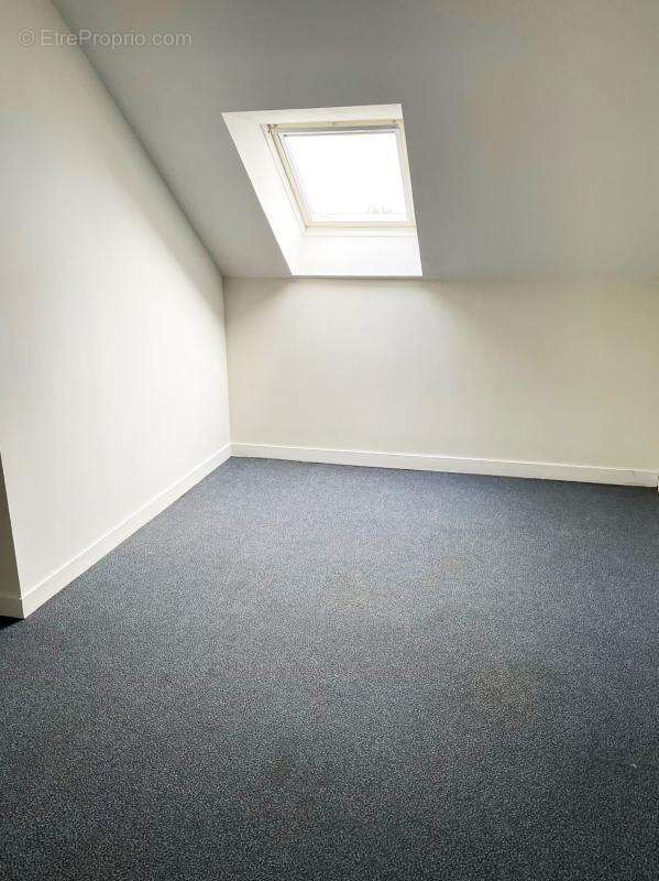 Appartement à SAINT-JEAN-DE-BRAYE