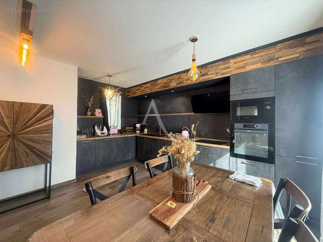 Appartement à GINASSERVIS