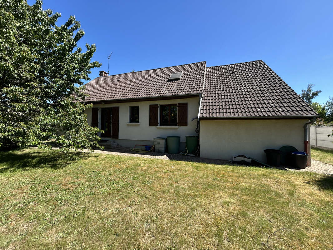 Maison à COMMENTRY
