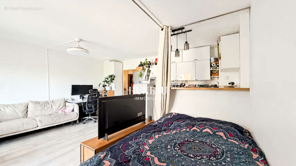 Studio avec grand balcon et en étage élevé - photo 5