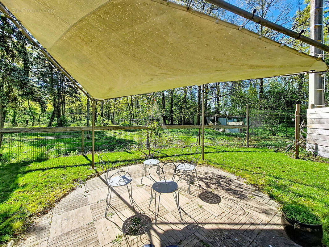 Maison à DOUE-LA-FONTAINE