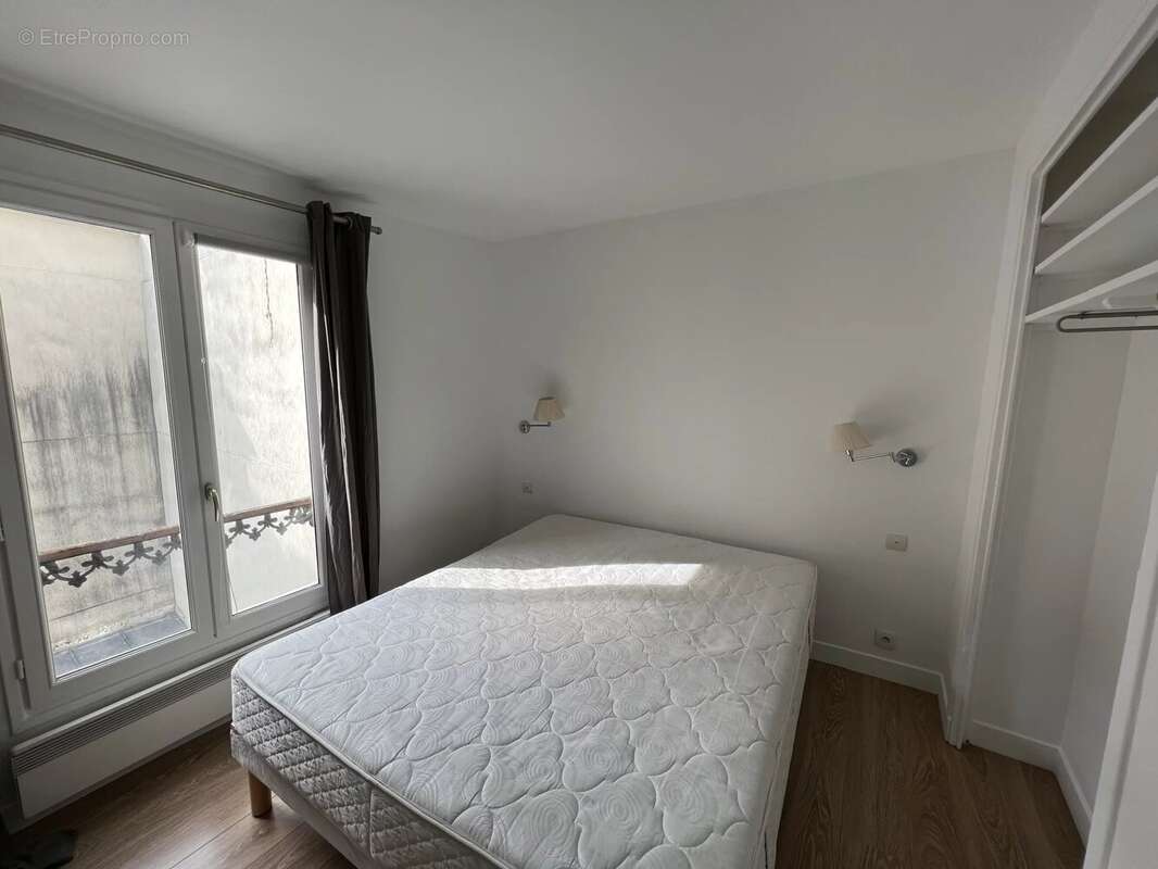 Appartement à PARIS-3E
