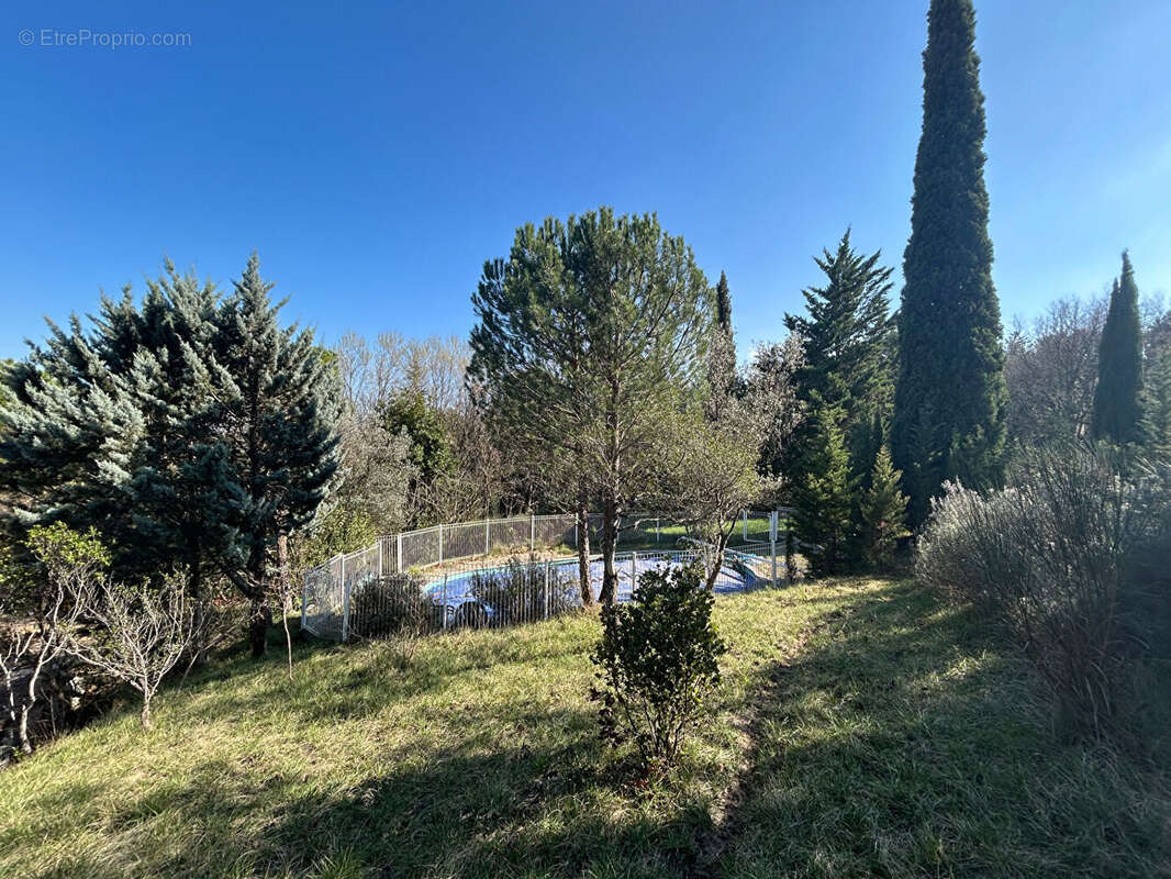 Maison à ROCHEMAURE