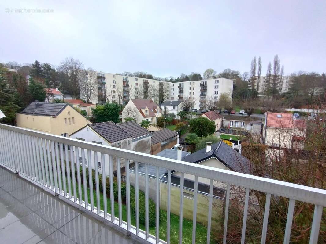Appartement à LE RAINCY