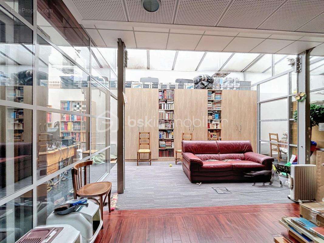 Commerce à SAINT-DENIS