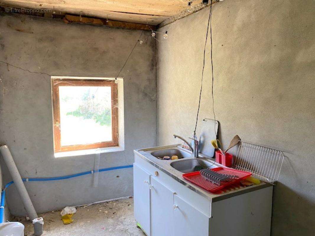 Propriete à vendre 4 pièces Proche de CERISIERS (89) - photo 10