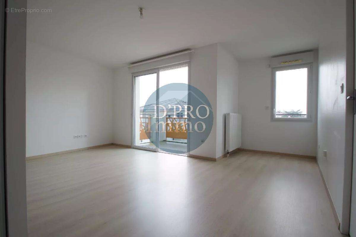 Appartement à SAINT-SEBASTIEN-SUR-LOIRE