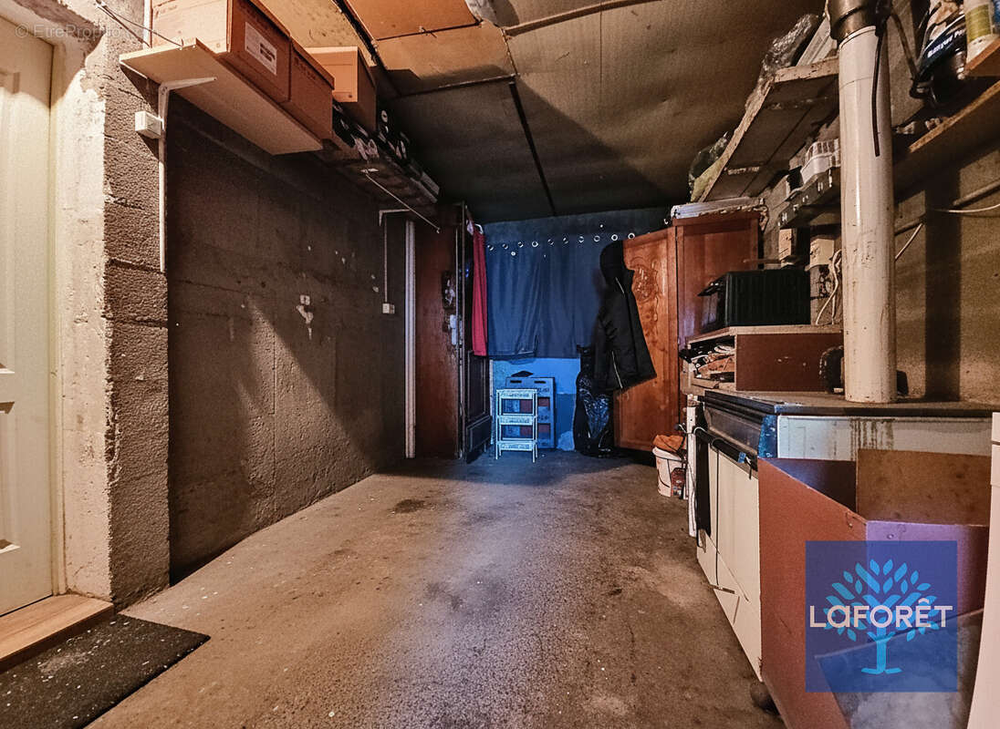 À découvrir sans tarder ! Maison de plain-pied au calme avec grand terrain de 4 250 m² - photo 12