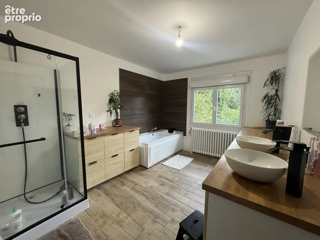 Maison à Ussel en CORREZE - photo 5