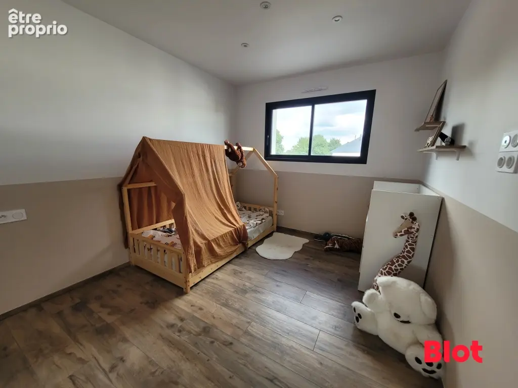 Maison 162 m² à Sens-De-Bretagne  - photo 6