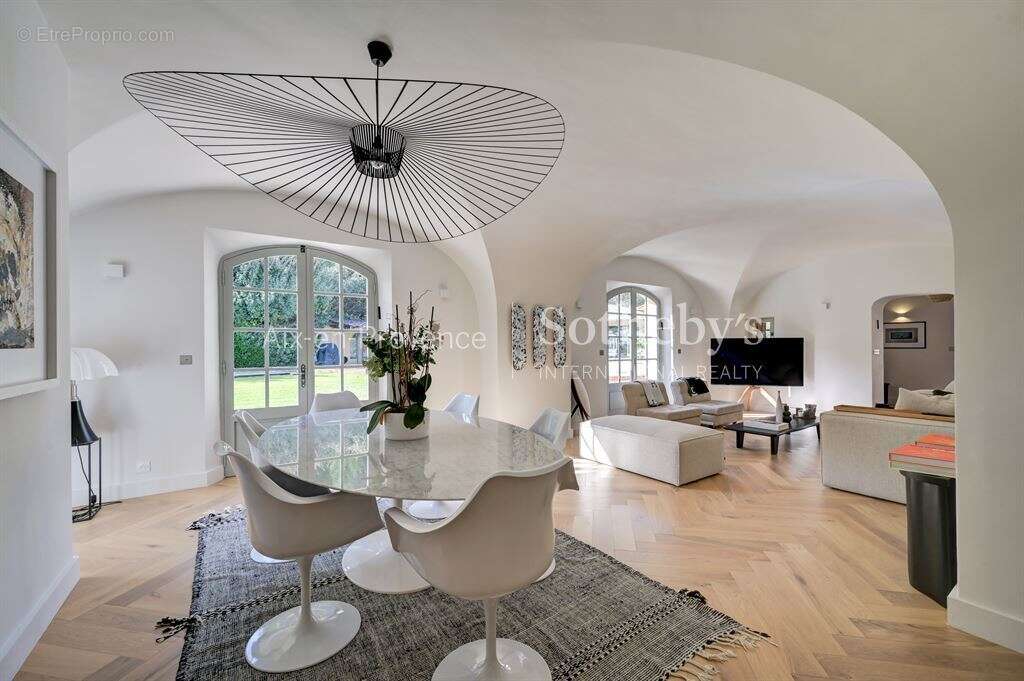 Maison à AIX-EN-PROVENCE