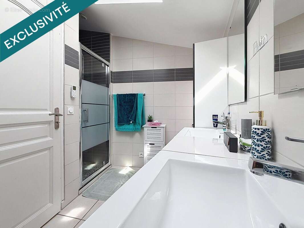 Maison 83 m² à Beaucroissant  - photo 7