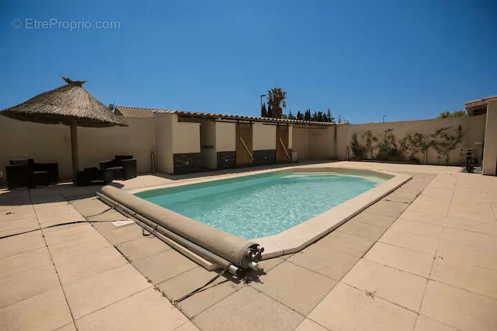 Maison à SAINT-GILLES