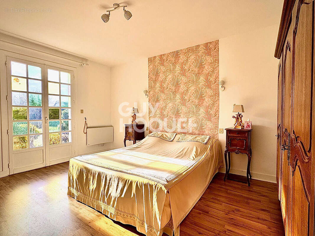 Maison à PONT-L'EVEQUE