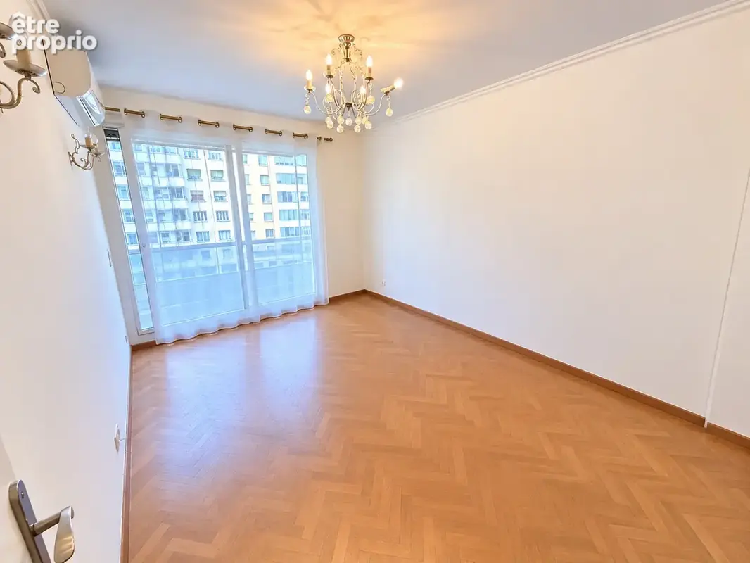 Appartement / cabinet professionel cœur 8ème prado - photo 6