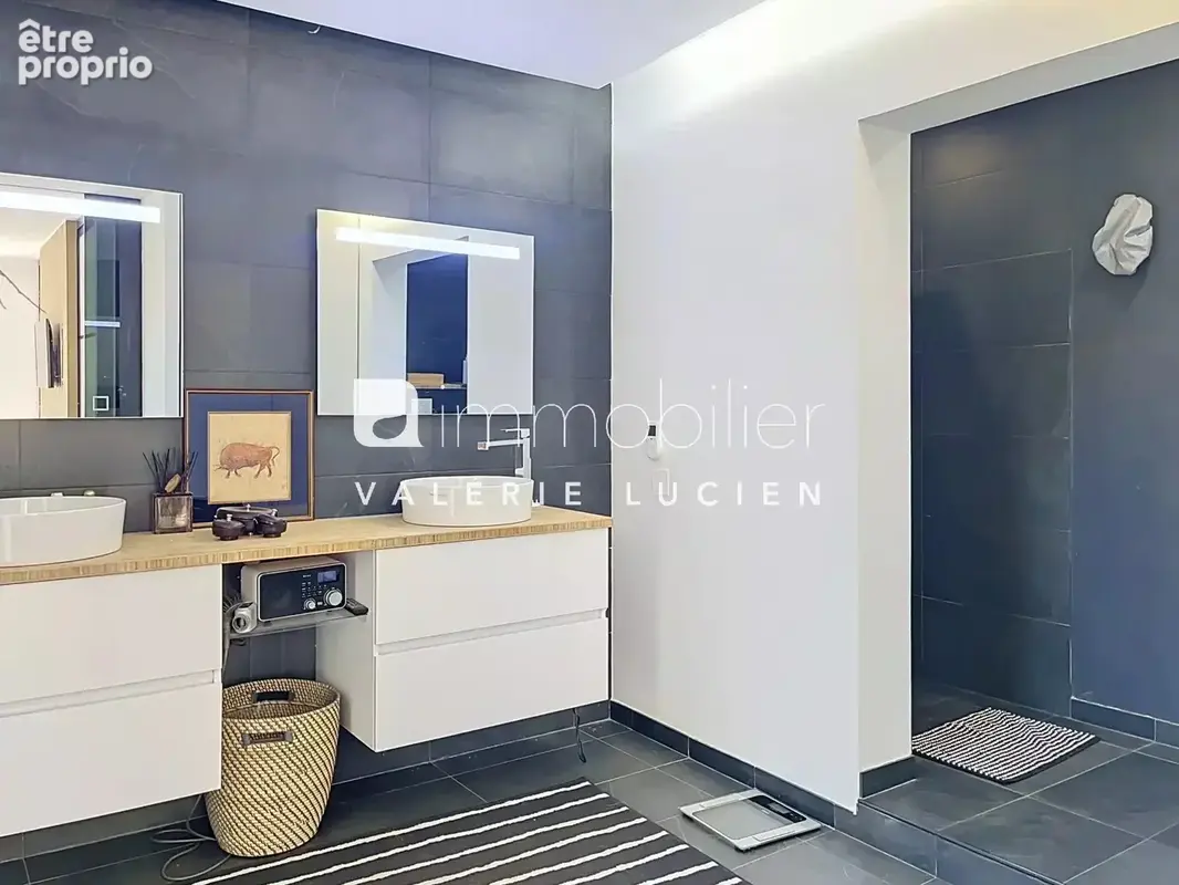 Maison familiale de plain-pied avec piscine – Arles, secteur Pont-de-Crau - photo 8