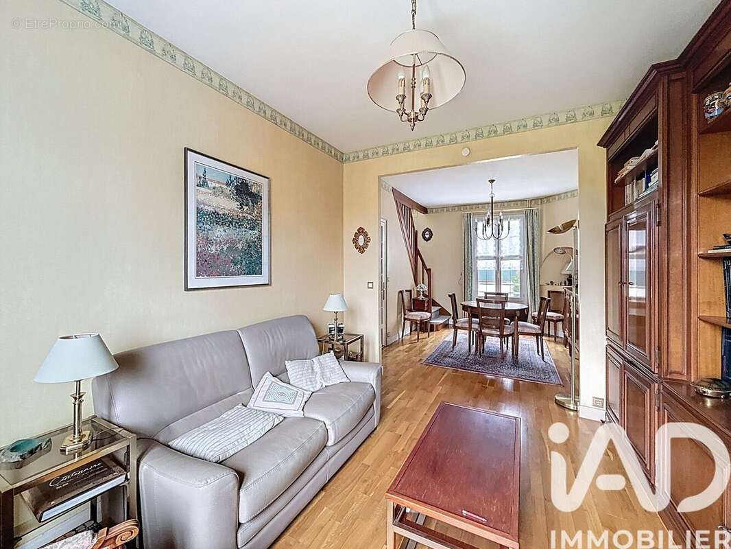 Photo 4 - Maison à VERRIERES-LE-BUISSON