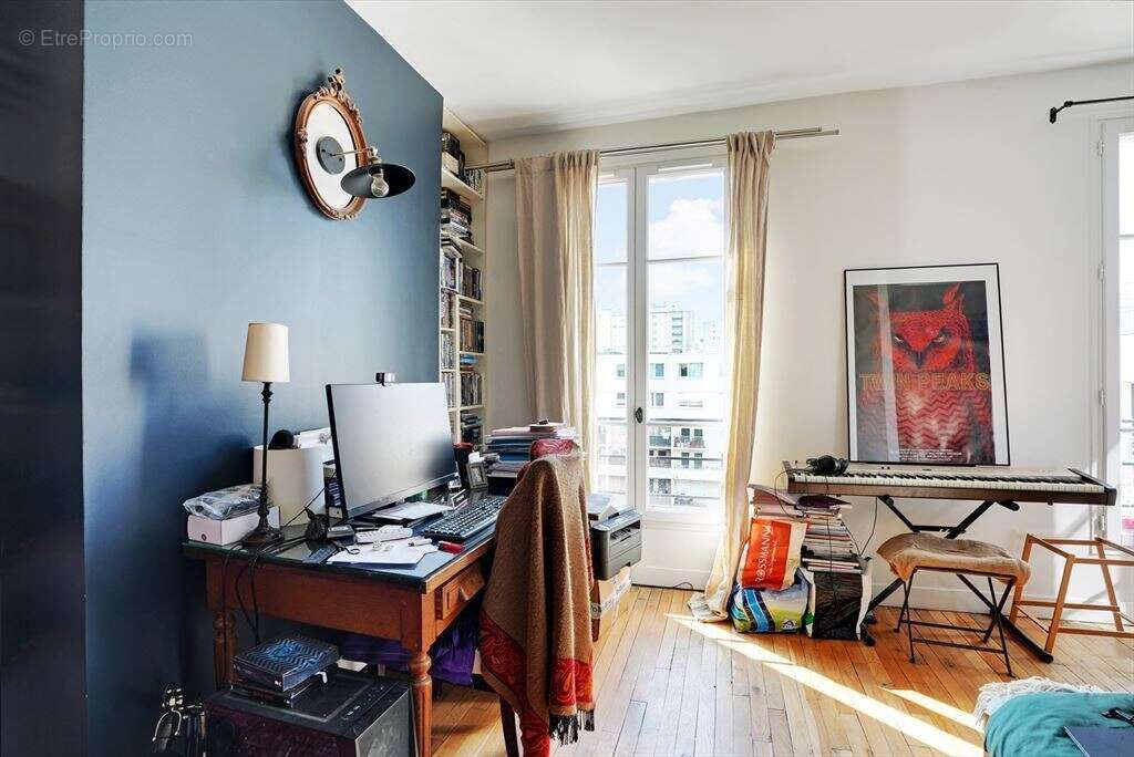 Appartement à PARIS-20E