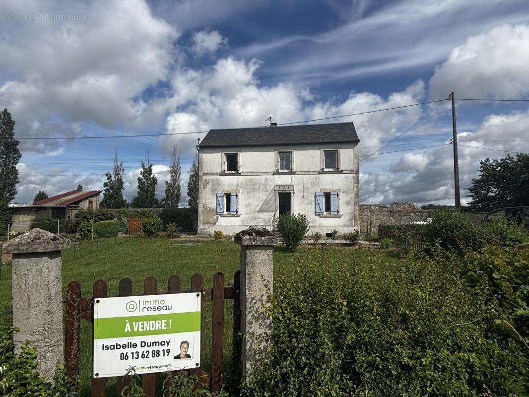 Maison 75 m² à Saint-Amand  - photo 2