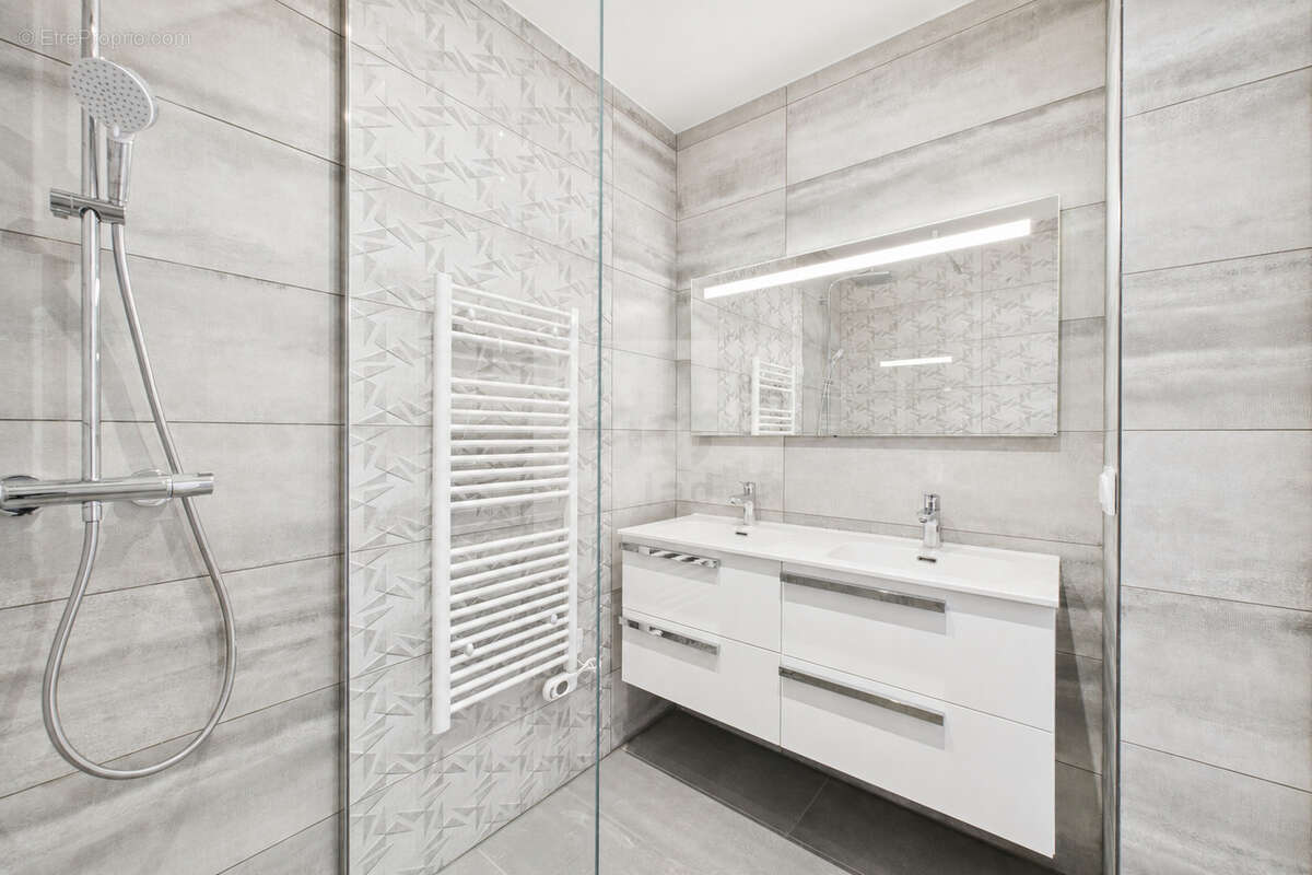 Appartement à NEUVECELLE