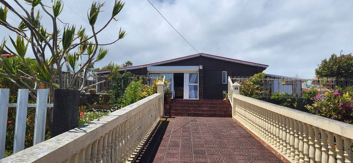 Photo 1 - Maison à LE TAMPON