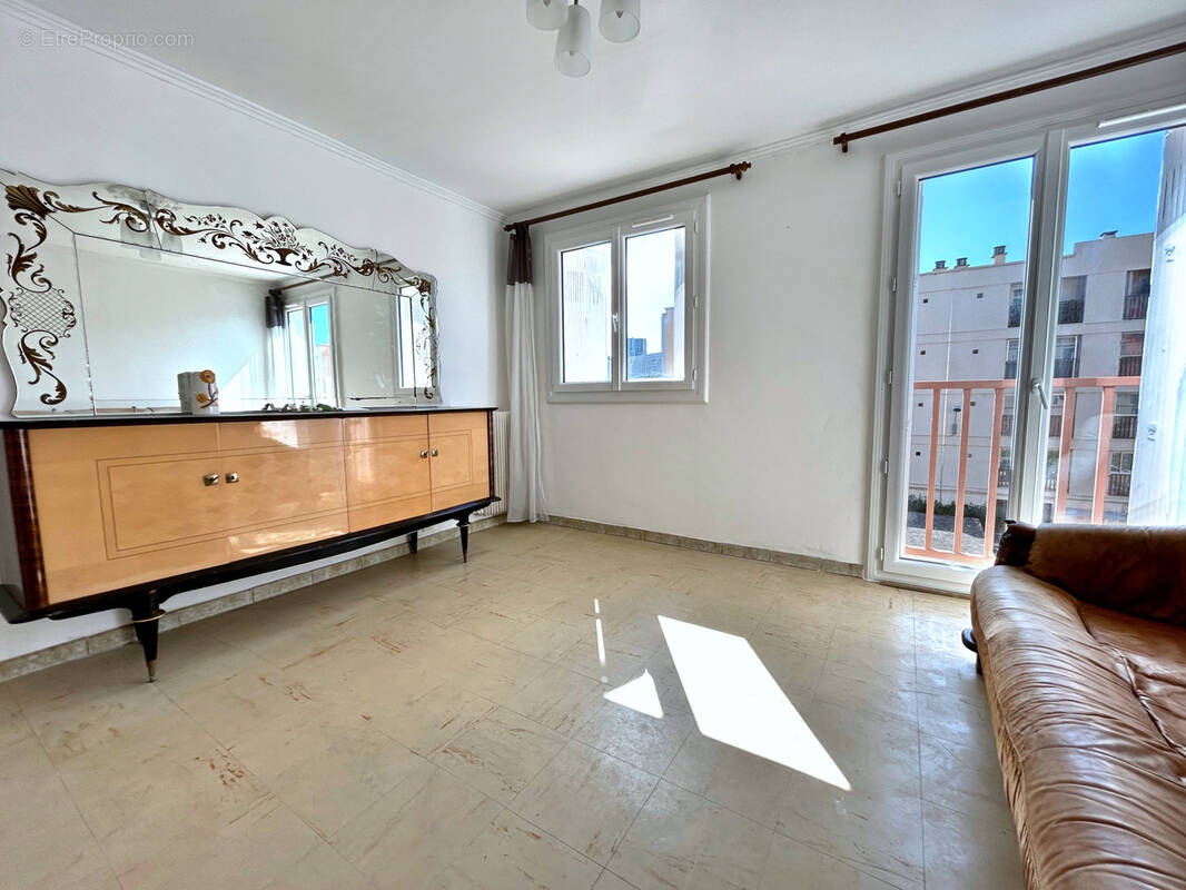 Appartement à MARSEILLE-13E
