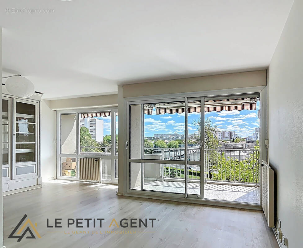 Appartement à LE BOUSCAT