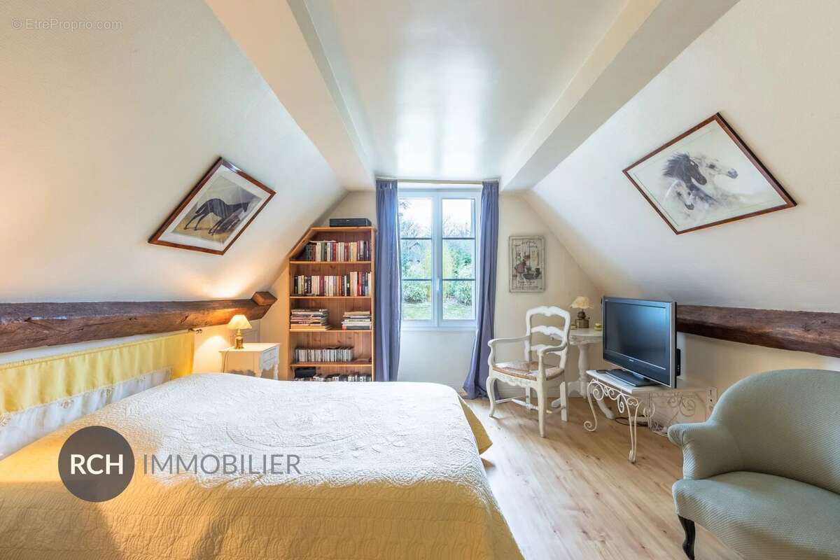 Maison à MONTFORT-L'AMAURY