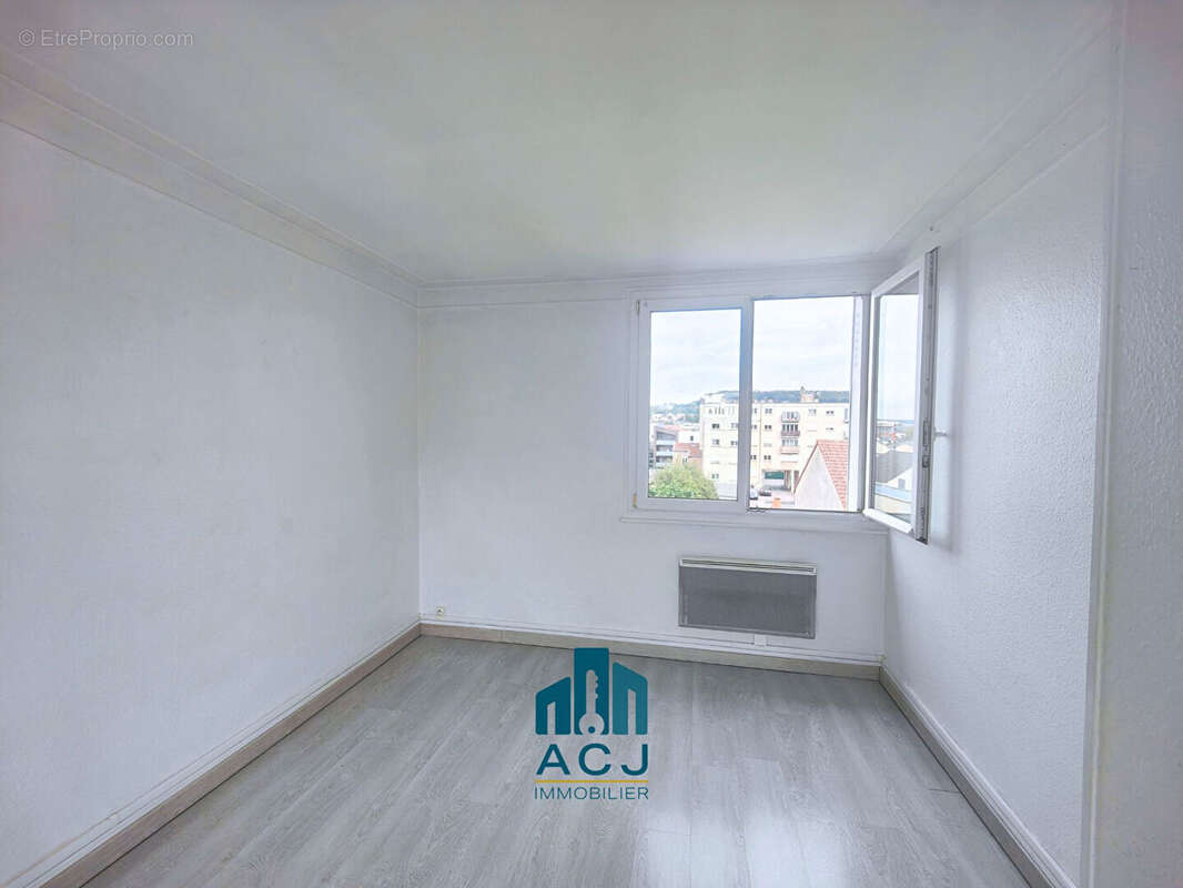 Appartement à TOMBLAINE