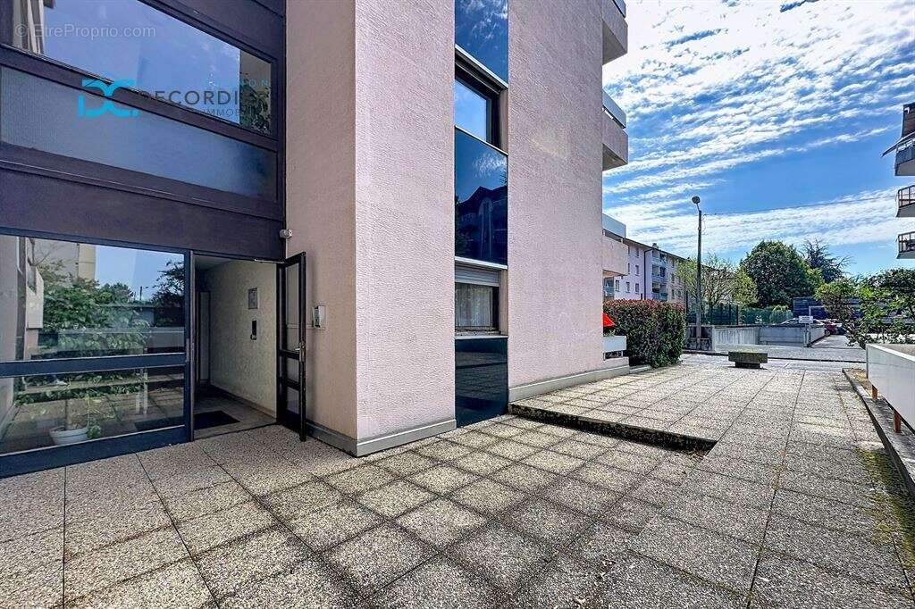 Appartement T2 de 43 m² à rénover - photo 20