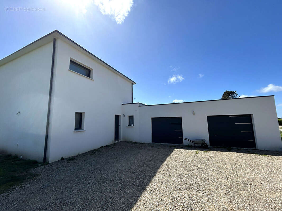 Maison contemporaine à Gourlizon - photo 11