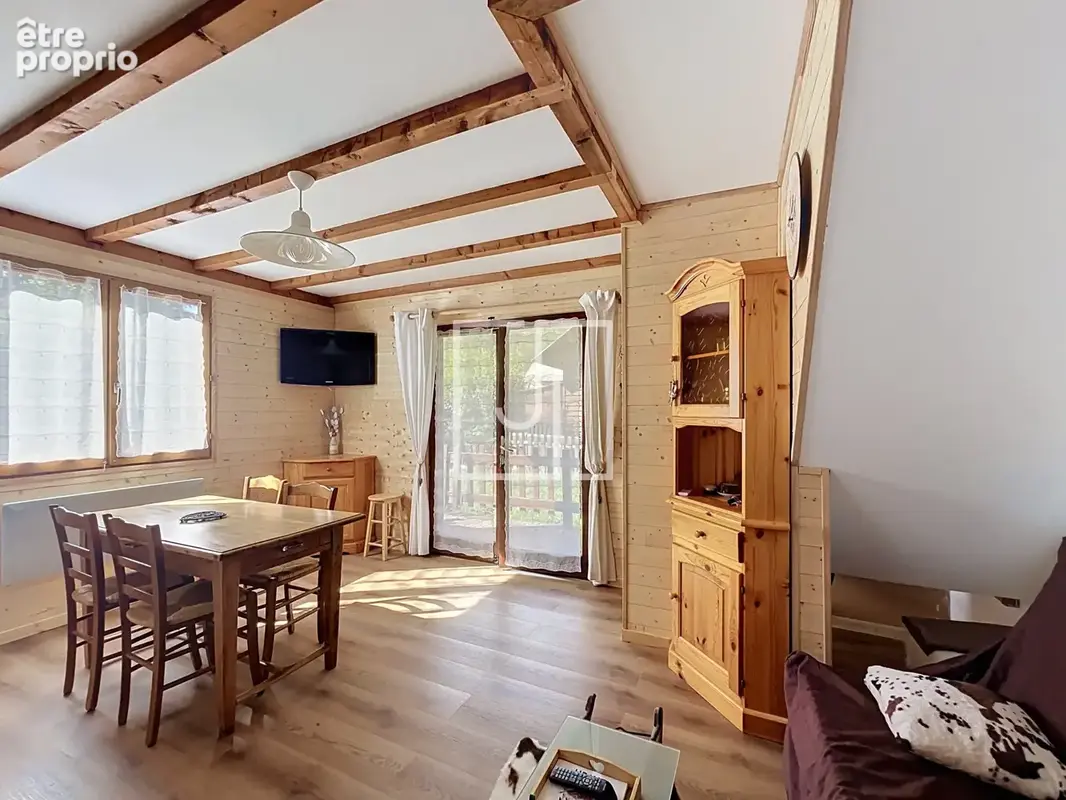 Chalet mitoyen 28,85m2 avec terrasse et jardin à Jausiers   Esprit montagne - photo 6